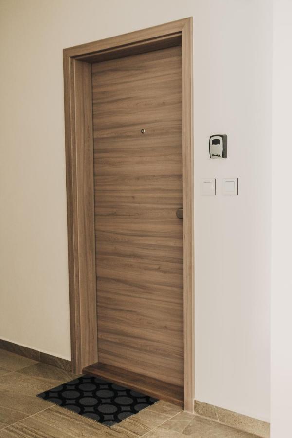 New Equipped Apartment In The City Center Plzeň Kültér fotó